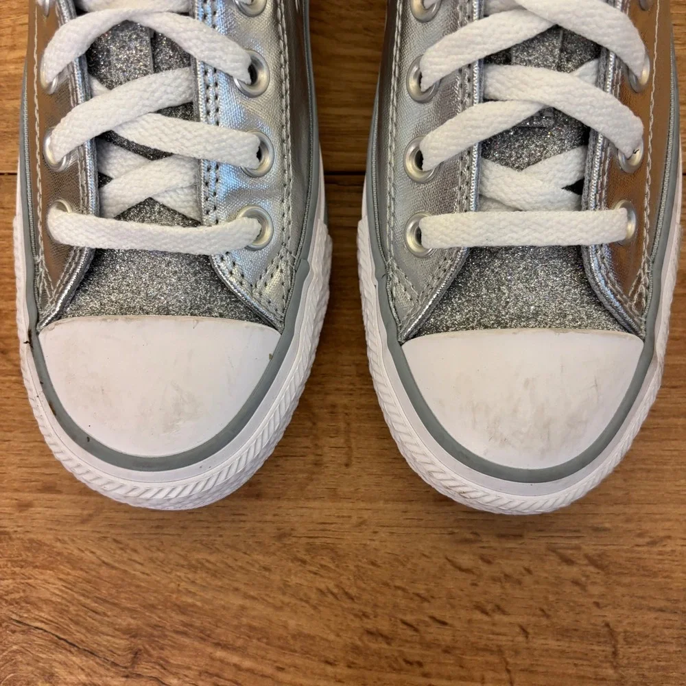 CONVERSE Chuck Taylor All Star Sneakers Silver Metallic Glitter Women Size 6.5